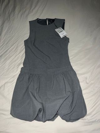 Vestido Zara gris