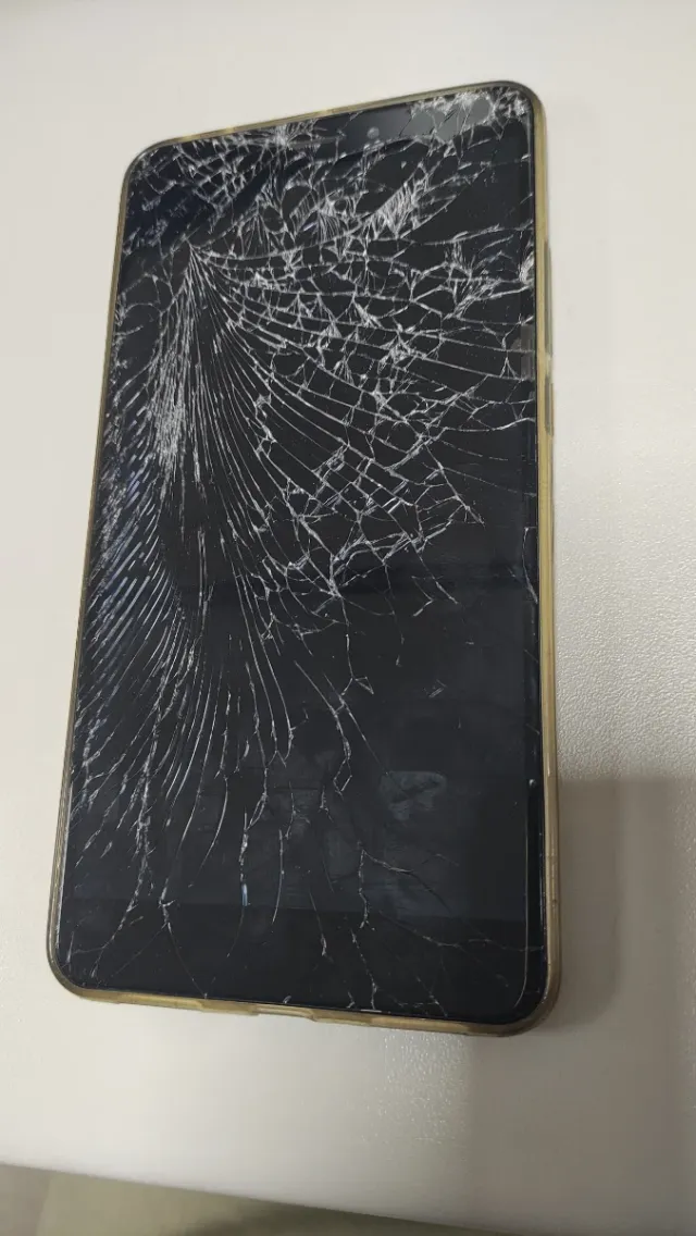 Xiaomi Mi Max 2 Pantalla Rota. Reparar o piezas