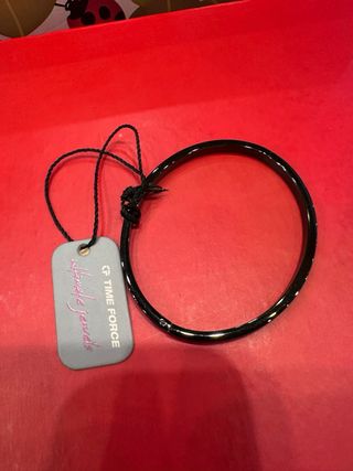 Pulsera rígida Time Force negra y plateada