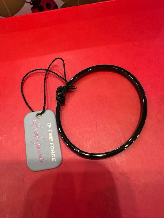 Pulsera rígida Time Force negra y plateada