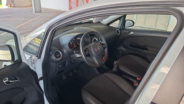 Opel Corsa 2014