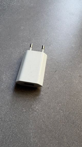 Accessori iPhone 11: Cover, Caricatore, Auricolari