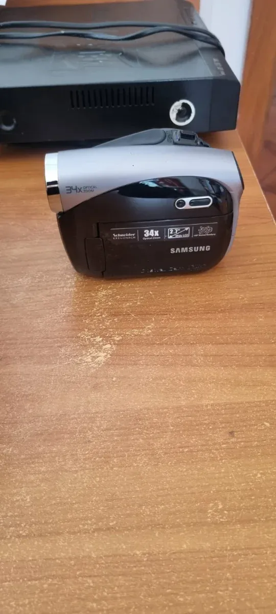 Videocamera Samsung VP-DX 100