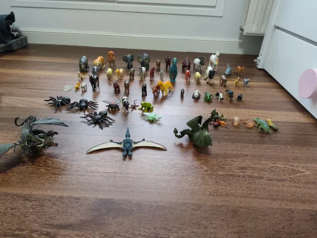 Figuras de animales variados