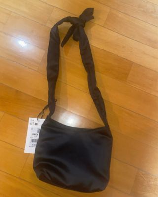 Bolso negro Scalpers