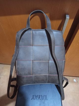 Mochila efecto piel Desigual