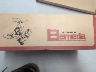 Zapatillas Munich Marrones y Negras