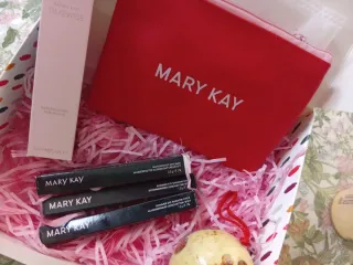 Liquidación Cajas Regalo Navidad Mary Kay al 50%