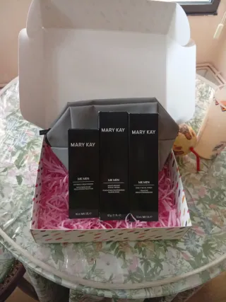 Liquidación Cajas Regalo Navidad Mary Kay al 50%