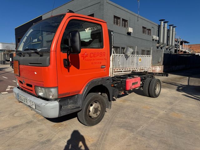 Nissan Cabstar TL110 35 Chasis
