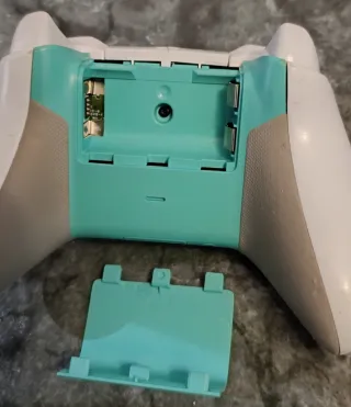 Mando Xbox ONE Sport White Special Edition