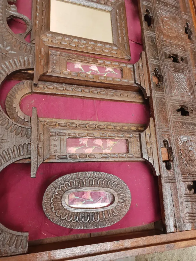 Cassapanca antica baule indonesiano in legno