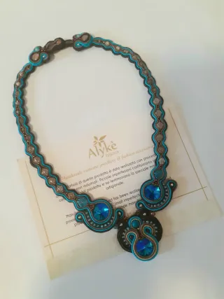 Collana Alyke soutache marrone, oro e turchese