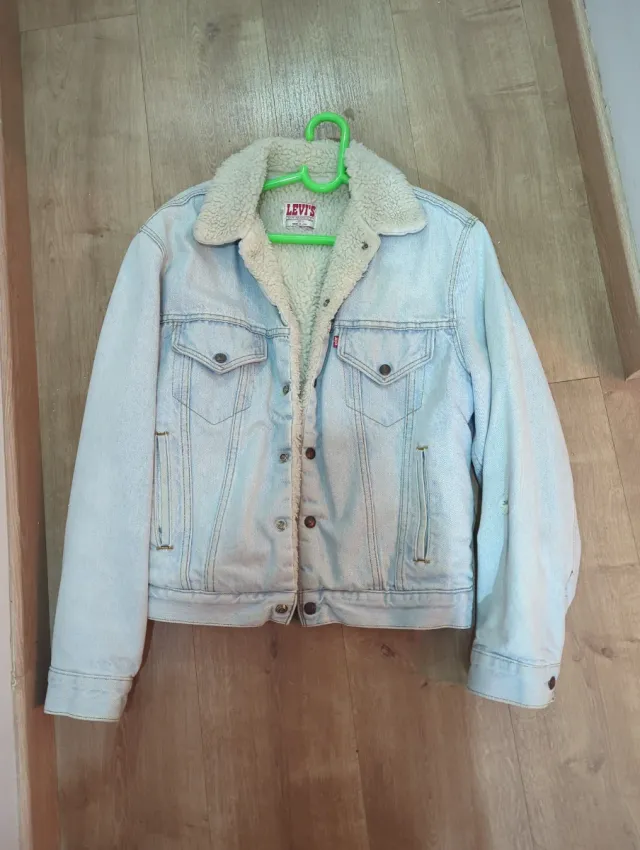 Chaqueta Levis forrada azul