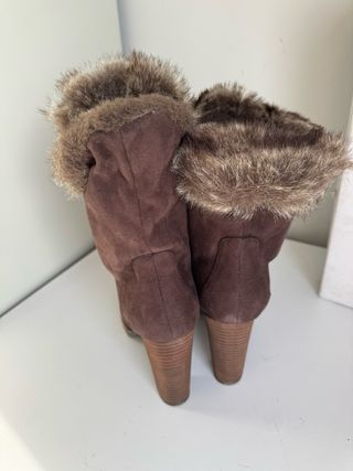 Stivaletti Bibi Lou marroni con pelliccia