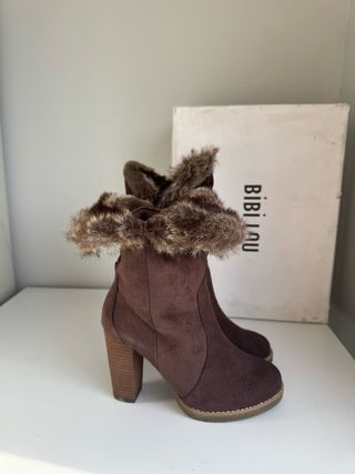 Stivaletti Bibi Lou marroni con pelliccia