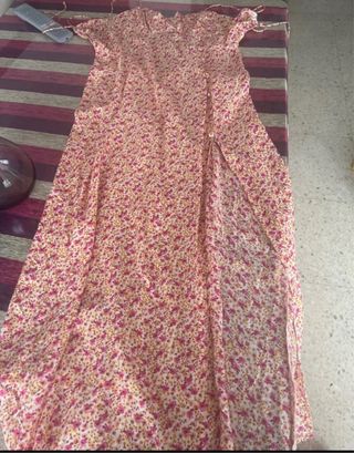 Vestido Zara flores abertura pierna