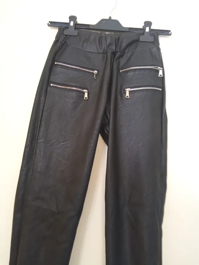 Pantalón efecto piel Valentina Talla XS