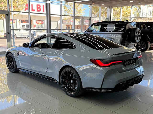 BMW M4 COMPETITION 2021