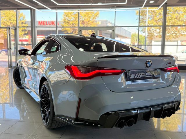 BMW M4 COMPETITION 2021