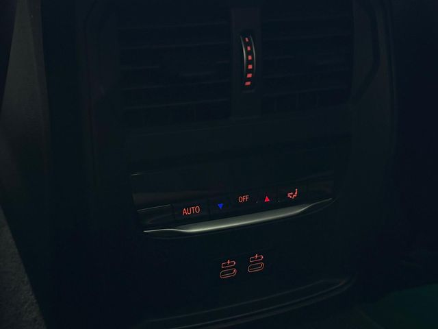 BMW M4 COMPETITION 2021