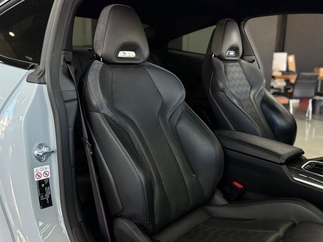 BMW M4 COMPETITION 2021