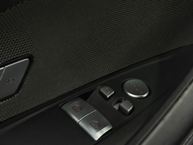 BMW M4 COMPETITION 2021