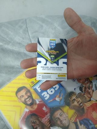 Cromo Panini FIFA 365 Lautaro Martínez