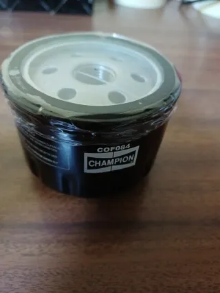 Filtro Olio Champion COF084 Piaggio 500cc
