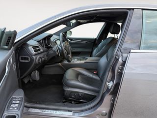 Maserati Ghibli 3.0 V6 DS RWD