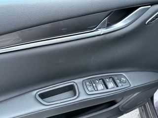 Maserati Ghibli 3.0 V6 DS RWD