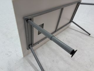 Tavolo da riunione grande, altezza regolabile