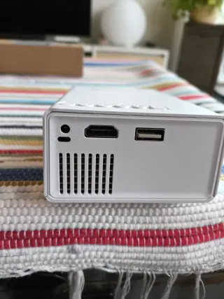 Mini proyector Z1 blanco