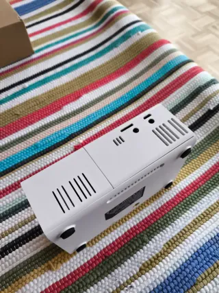 Mini proyector Z1 blanco