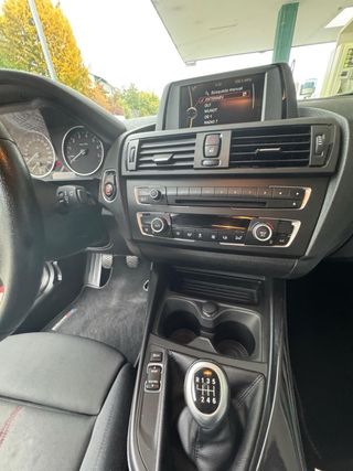 Color Rojo Sport****BMW 116i Sportline 2013