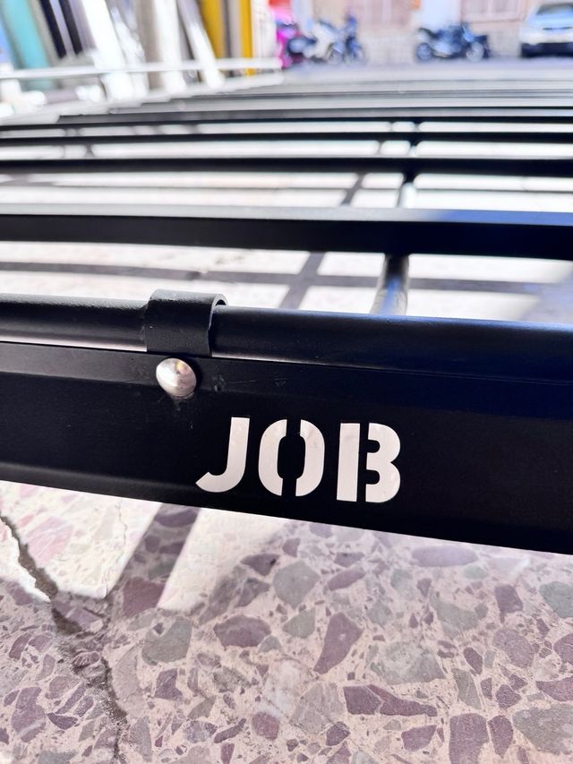 Baca Renault Trafic con rodillo