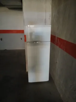 Nevera blanca 2 puertas