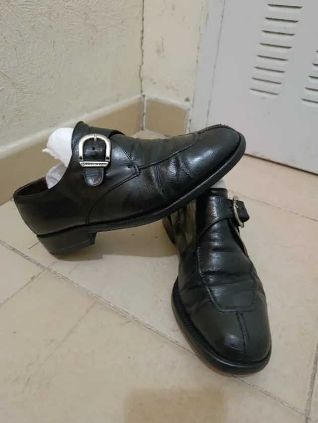 Zapatos de vestir de caballero con hebilla