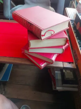 Antología de las mejores novelas políticas .