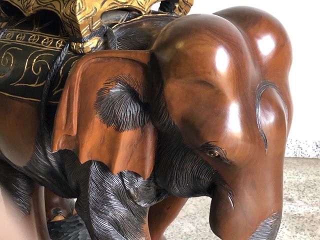 Mesilla (mesa pequeña) elefante madera cristal