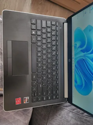 Portátil HP Envy 14 Ryzen 3