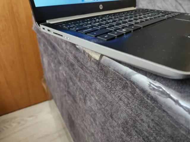 Portátil HP Envy 14 Ryzen 3