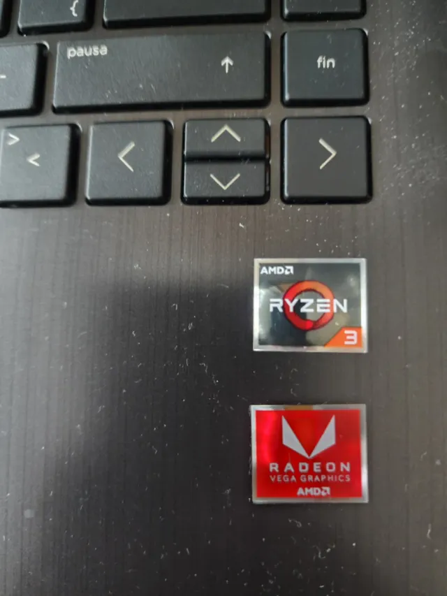 Portátil HP Envy 14 Ryzen 3