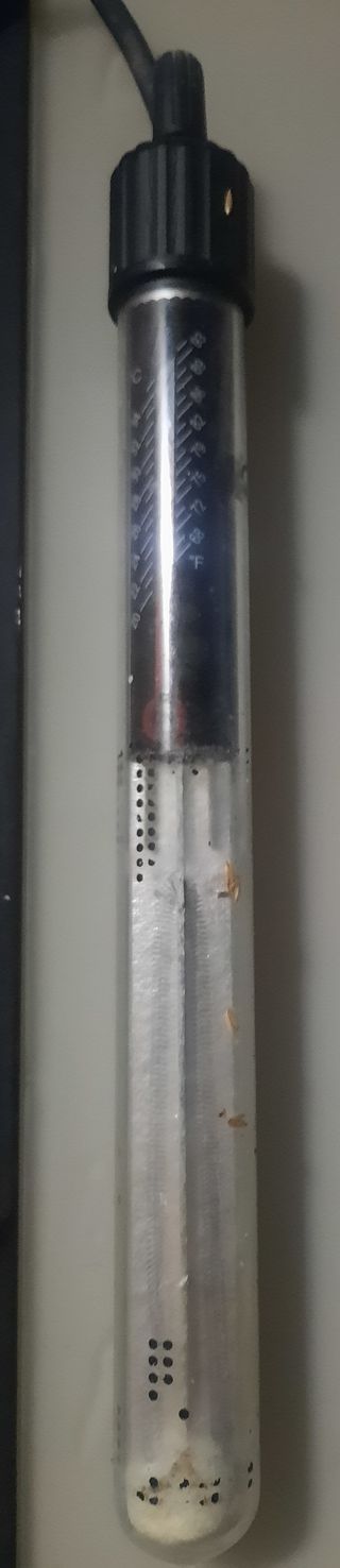 Pecera 100L 79x44x30cm buen estado