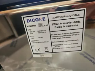 Microondas Dicore Plateado