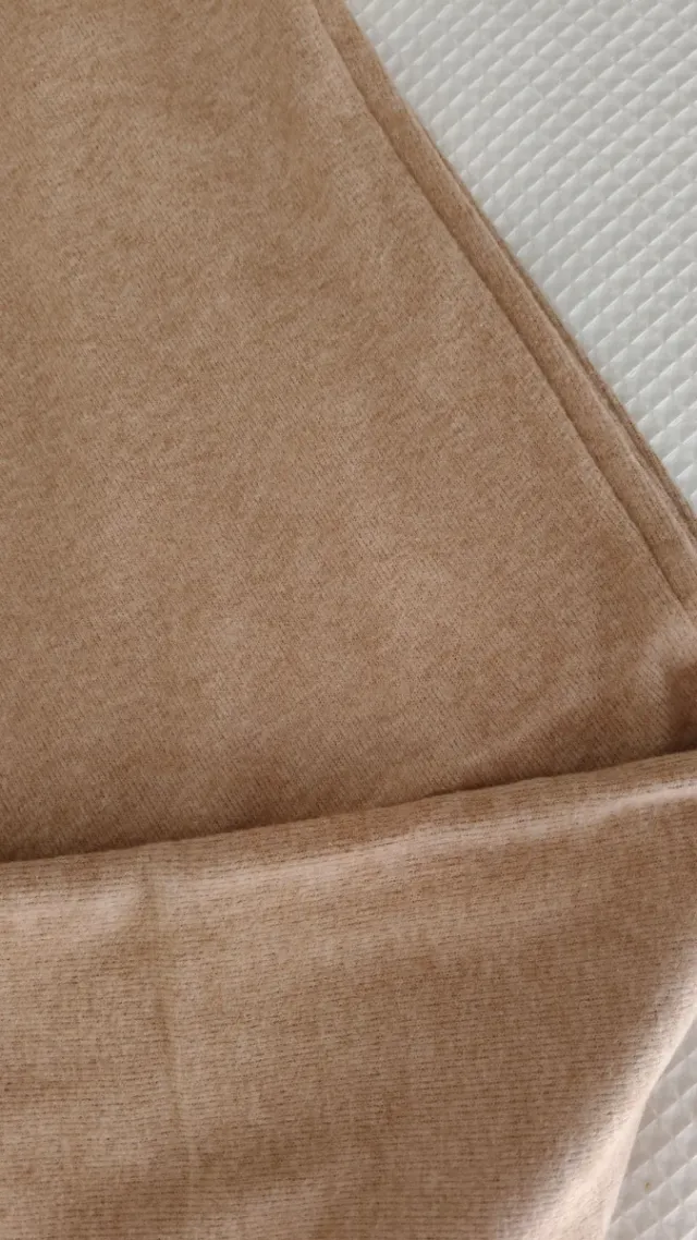 Pantalón punto Zara beige talla M