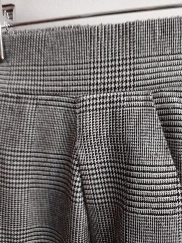 Pantalón de vestir cuadros gris y blanco
