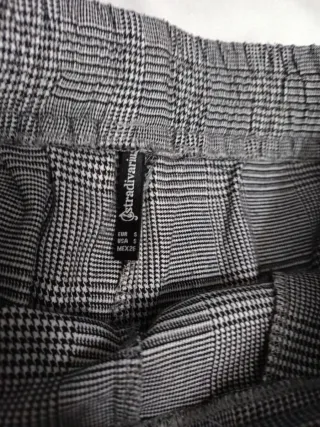 Pantalón de vestir cuadros gris y blanco