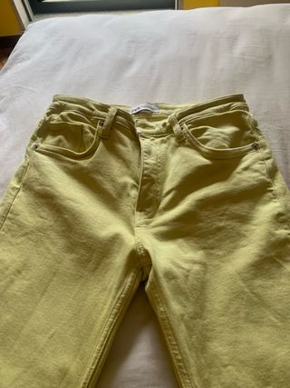 Vaqueros Zara verde claro talla 40
