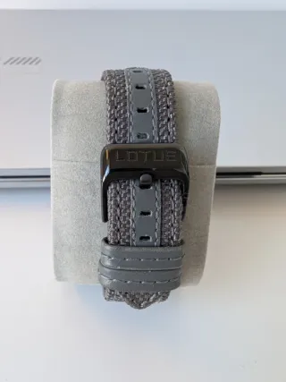 Reloj Lotus Cronógrafo Negro y Gris